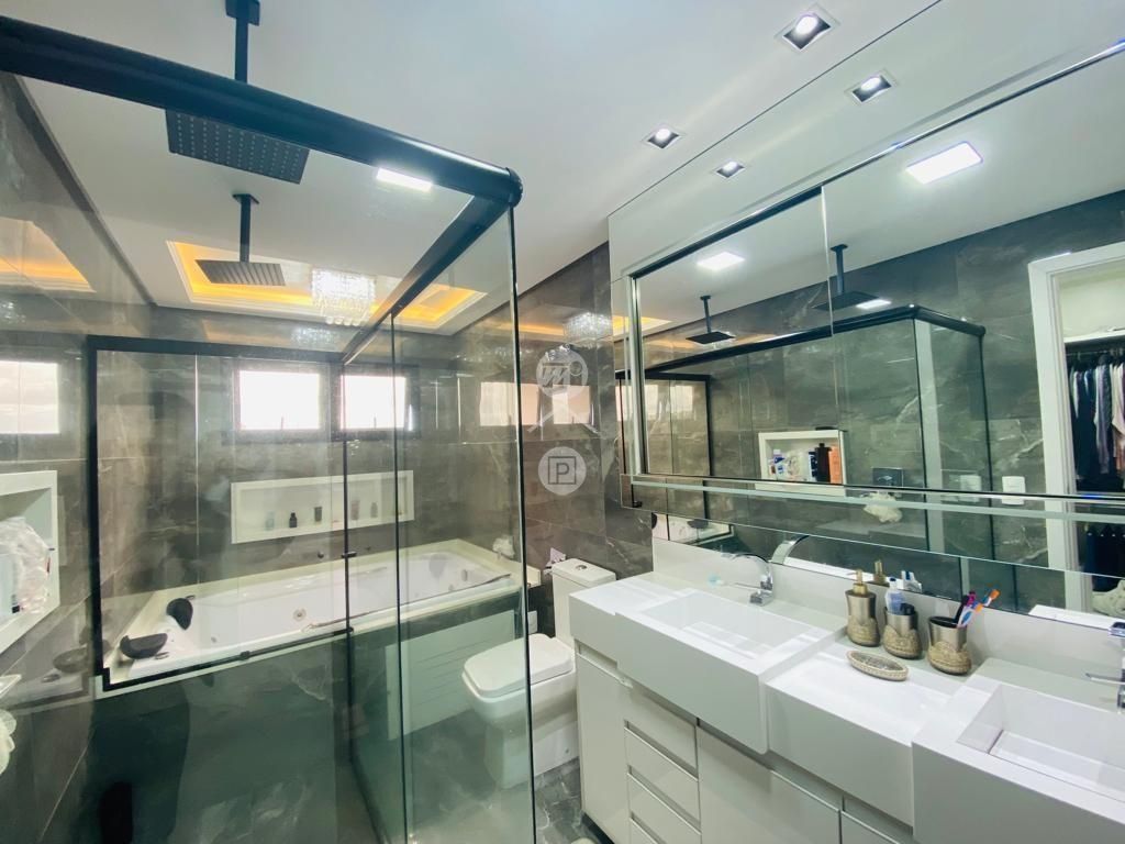 Casa em Pedra Branca, Palhoça. 3 quartos, 343m². Imagem 12 de 17